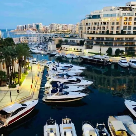 Stylish In Exiles 4*