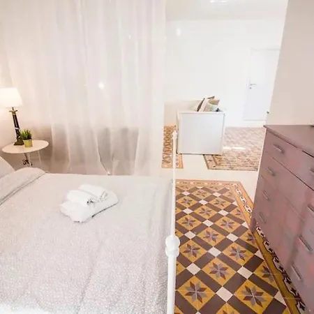 Guest house Stylish In Exiles *