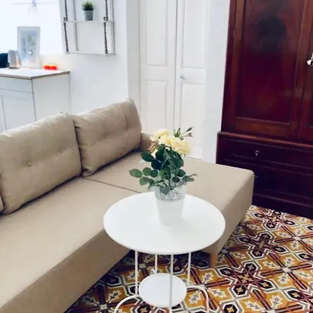 Stylish In Exiles Guest house Sliema
