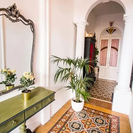 Stylish In Exiles 4*