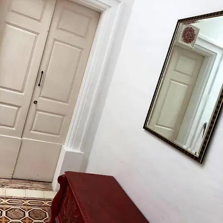 Stylish In Exiles Guest house