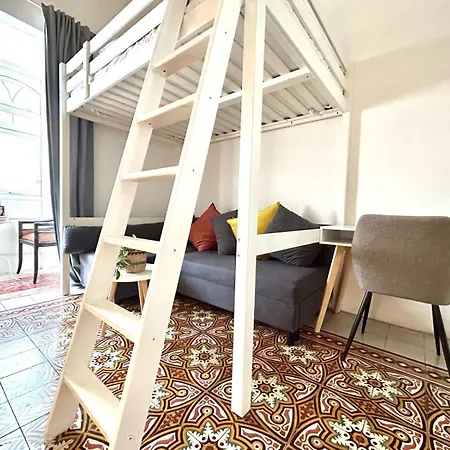 Guest house Stylish In Exiles