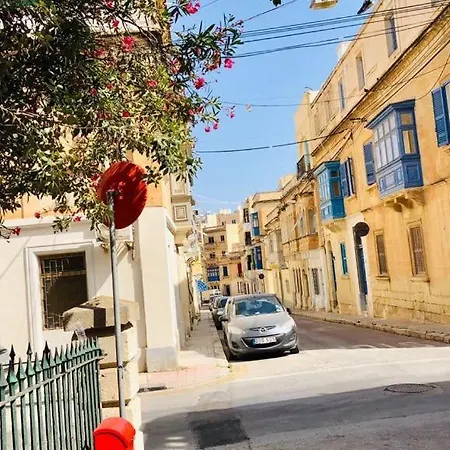 Stylish In Exiles Guest house 4*