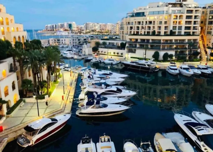 Stylish In Exiles 4*