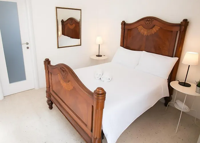 Stylish In Exiles 4*