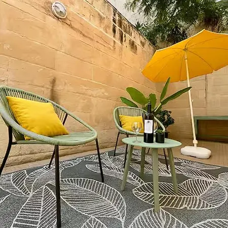 Konukevi Stylish In Exiles Sliema