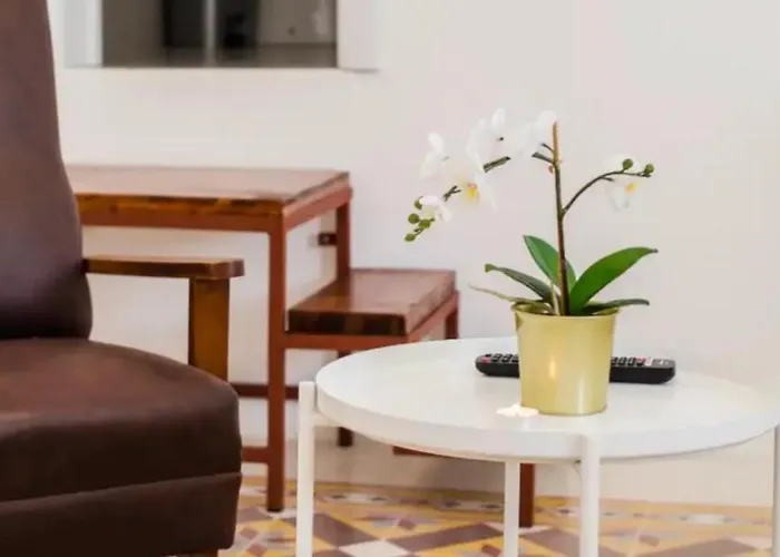 Stylish In Exiles Vendégház 4*